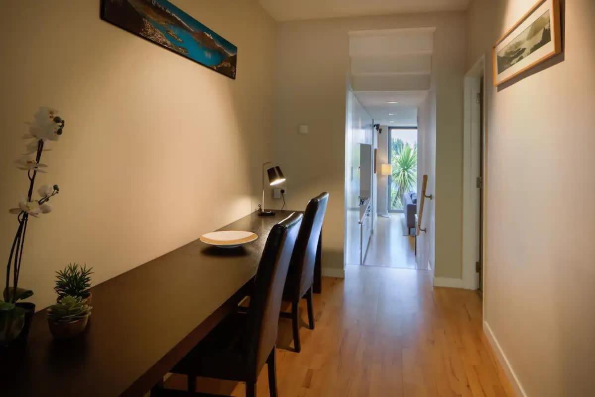 Stunning Lakeview 1 Bedroom Apartment Queenstown Extérieur photo
