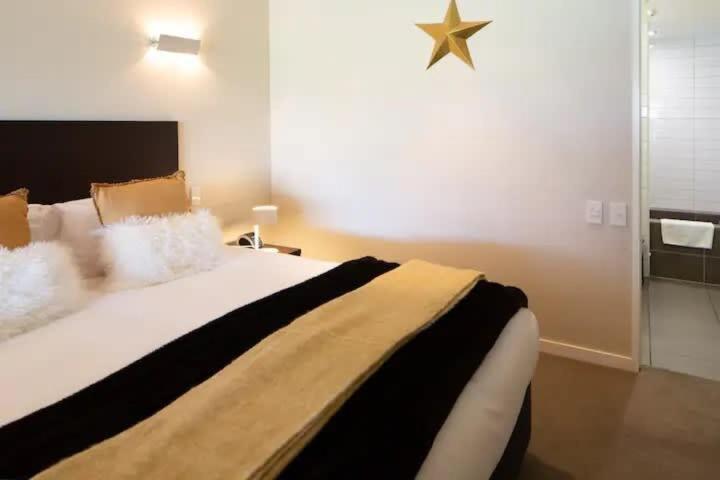 Stunning Lakeview 1 Bedroom Apartment Queenstown Extérieur photo